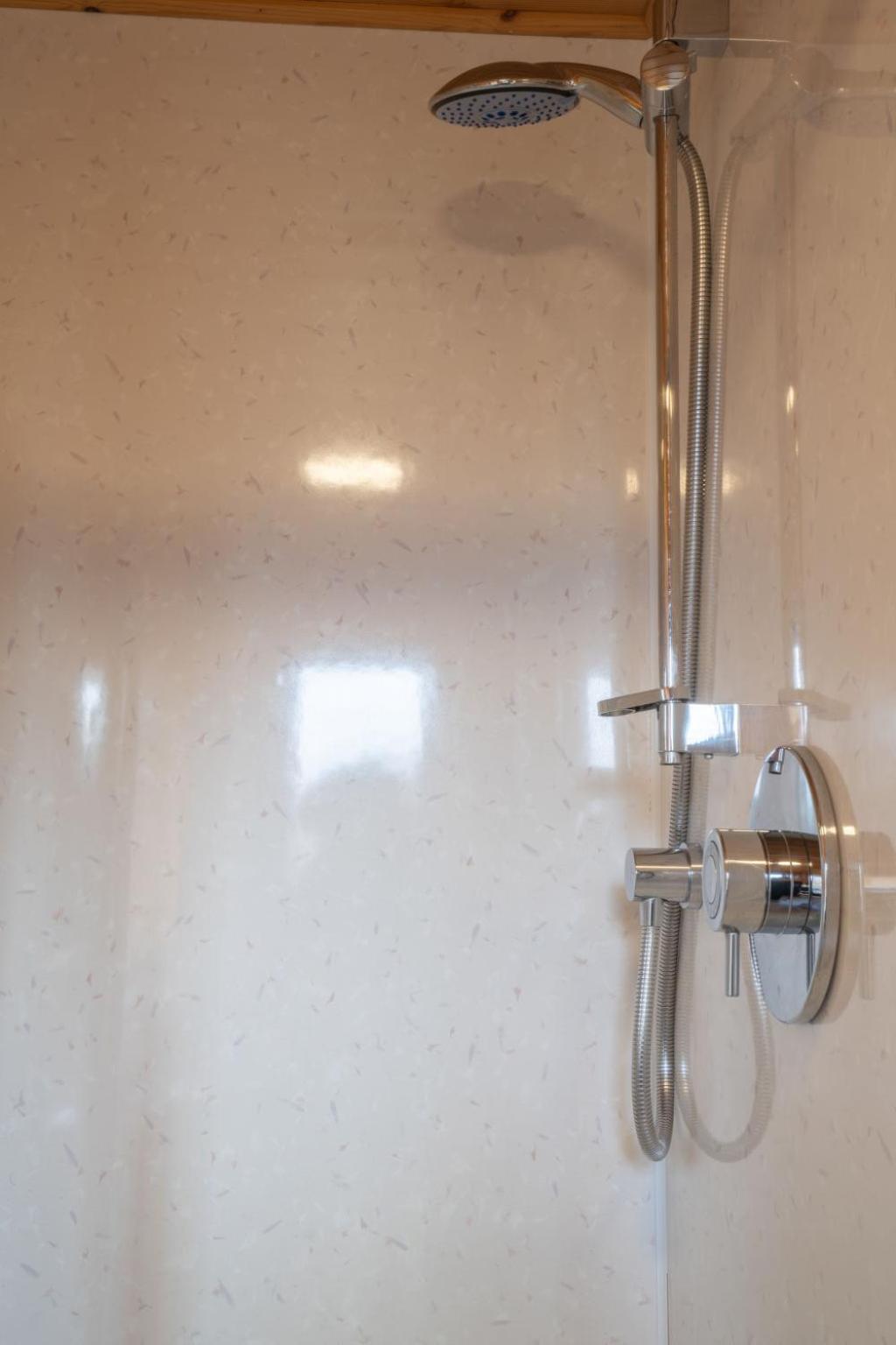 Chalet Loch Leven Lodge 10 By Interhome Kinross Exteriör bild