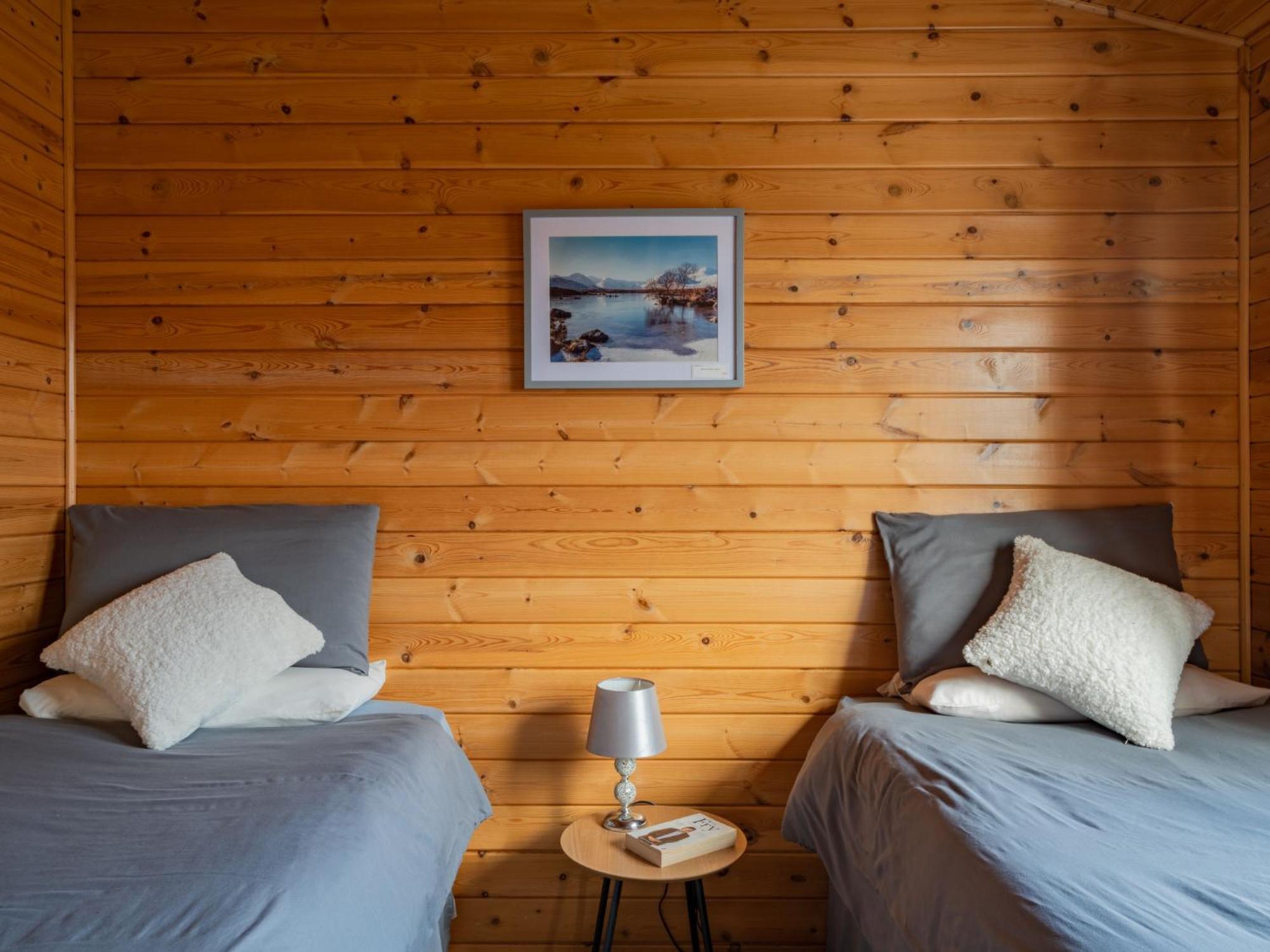 Chalet Loch Leven Lodge 10 By Interhome Kinross Exteriör bild